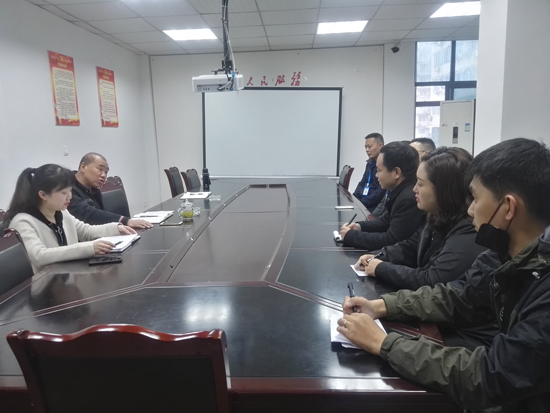集團(tuán)公司召開(kāi)新任主管集體談話會(huì)