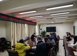 清源水務公司黨委委員、副總經(jīng)理、總工工程師陳興華宣講黨的二十屆三中全會及省市全會精神
