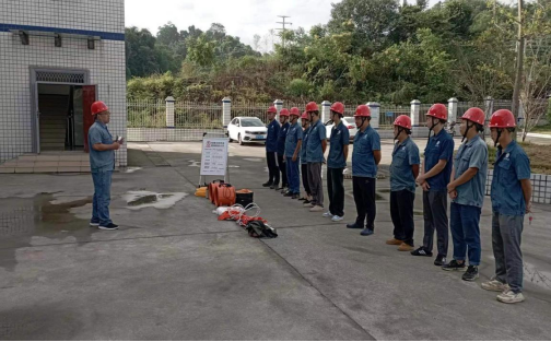 “以練促訓(xùn)，以訓(xùn)促安” 興文運(yùn)營項目部開展有限空間作業(yè)應(yīng)急演練