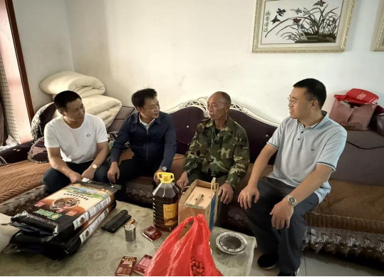 踐行國企擔(dān)當(dāng) 情暖中秋佳節(jié)